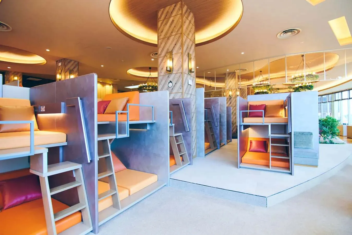 ▲岩盤浴ラウンジ「IN THE FOREST」