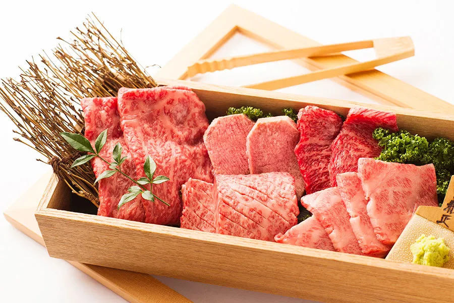 【新宿】グルメカップルのデートを格上げ！人気グルメブロガーが推薦する“フォトジェ肉”な肉料理店3選