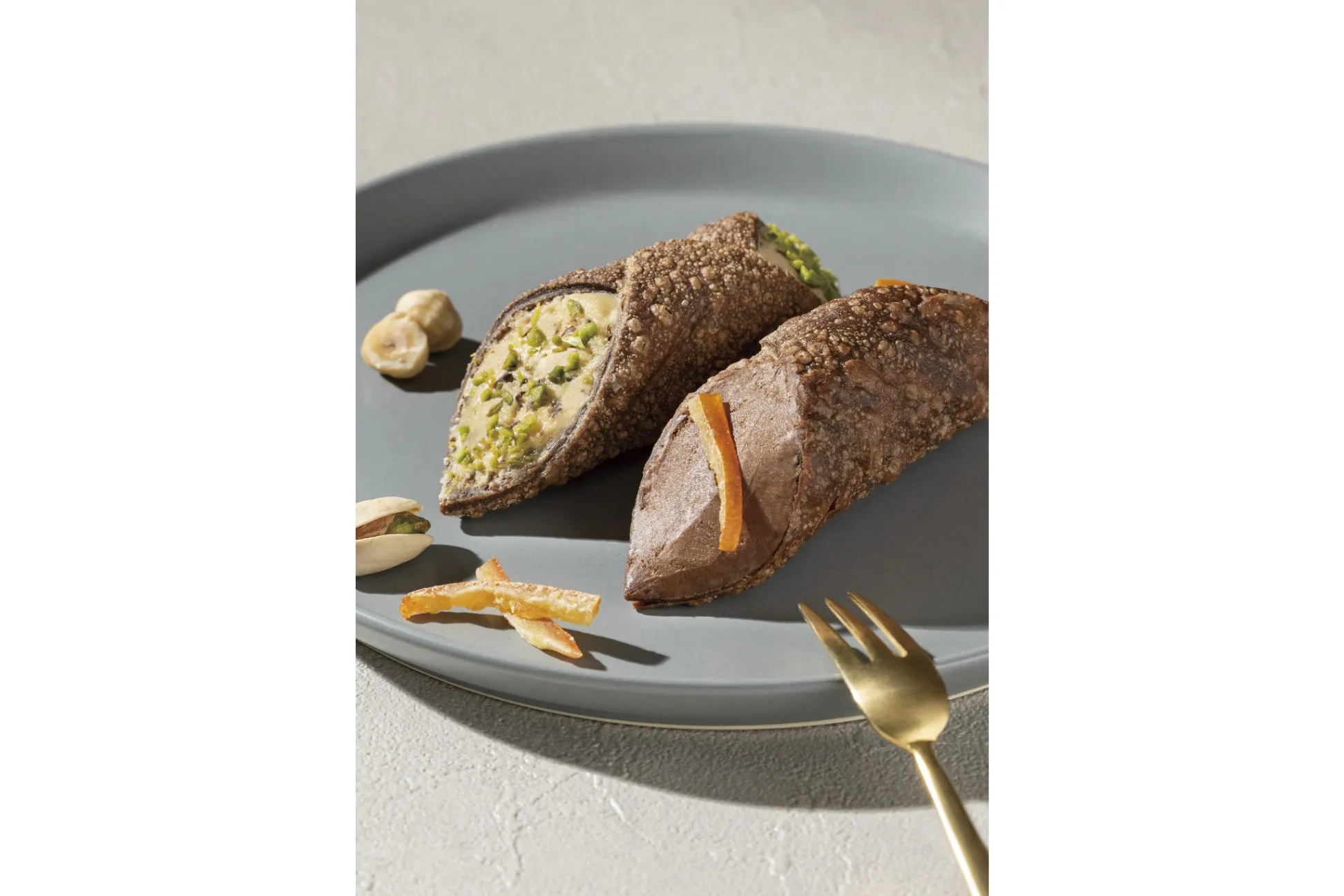 【ゴディバ】“イタリア発祥”の新作スイーツ「カンノーロ」が数量限定登場！
