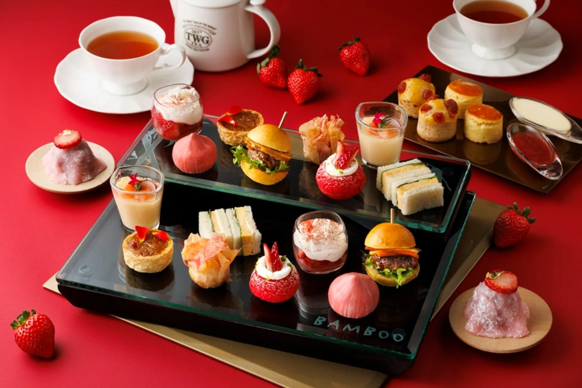 シェラトン都ホテル東京】ブランドいちご“古都華”を使用した