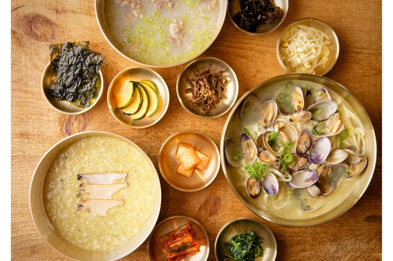 韓国式モーニング食堂「サムジョ」新橋にオープン！朝の身体に沁みるテールスープも
