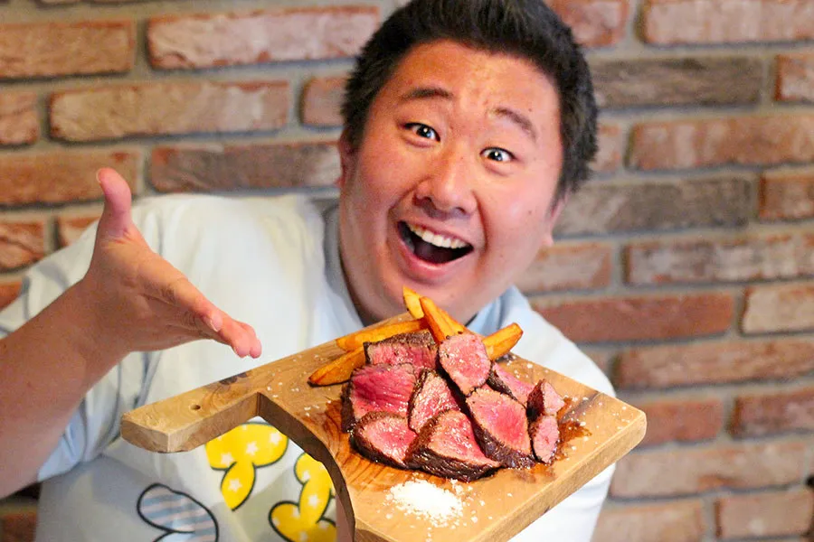人気グルメブロガー「フォーリンデブはっしー」推薦！肉好きカップルで楽しむ“デブリシャ～ス”な絶品肉料理