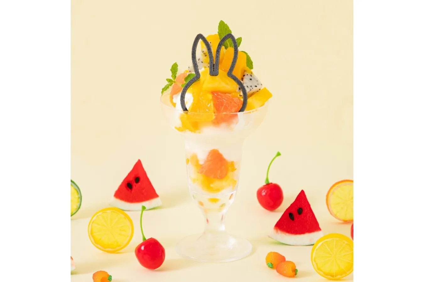 ▲おみみのフルーツサンデー Illustrations Dick Bruna Ⓒ copyright Mercis bv,1953-2024　www.miffy.com