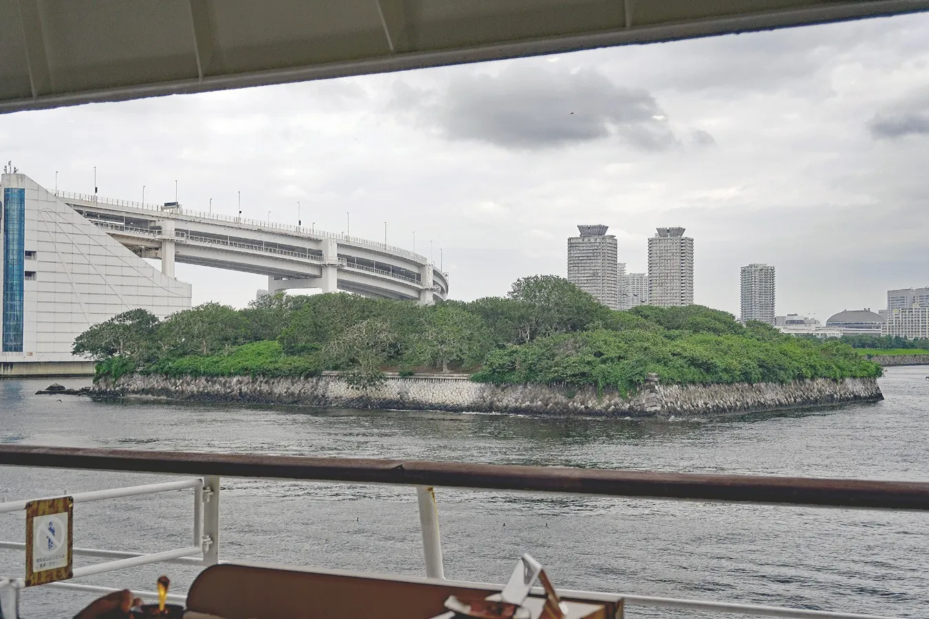 シンフォニークルーズ