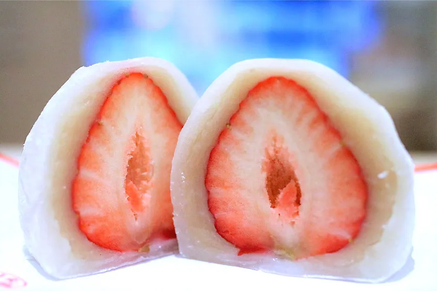 銀座千疋屋とコラボした「フルーツ大福」だって！？完売必至スイーツを「花園万頭」新店で堪能