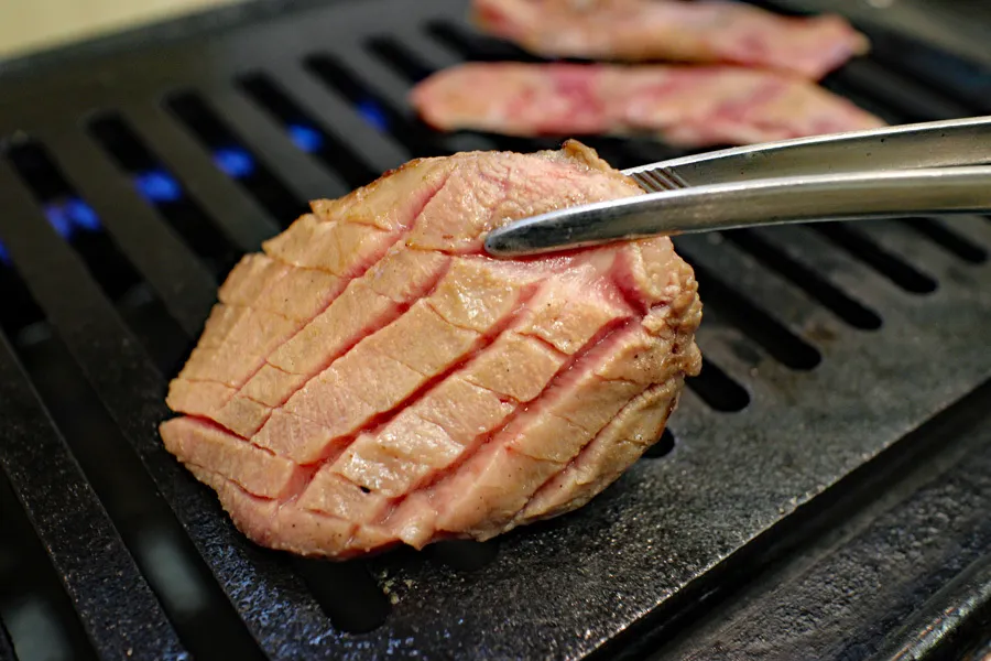 A5ランクの黒毛和牛焼肉が270円～！ホルモン30円～！行列でも味わいたい「専門店」の絶品グルメ5選