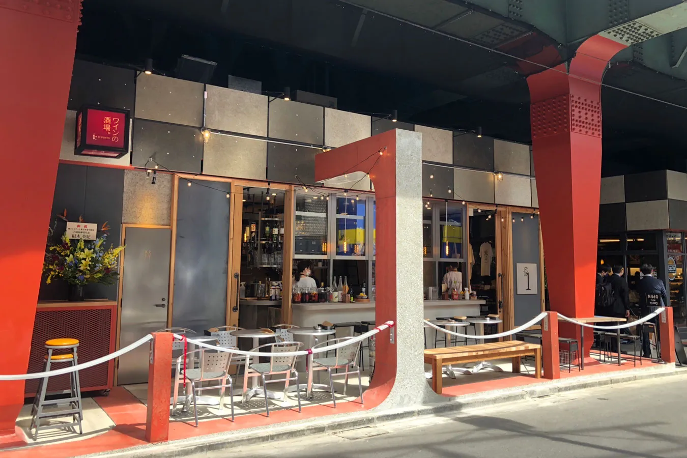 高円寺の高架下がリニューアル！7店舗が集う「高円寺マシタ」オープン