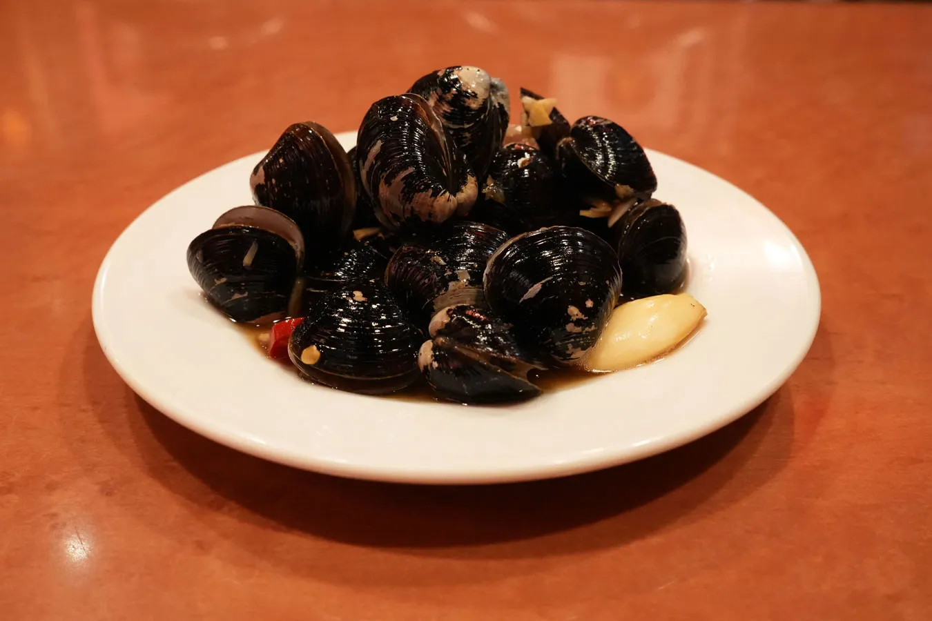 ▲「しじみの醬油漬け」（塩蜆・730円）