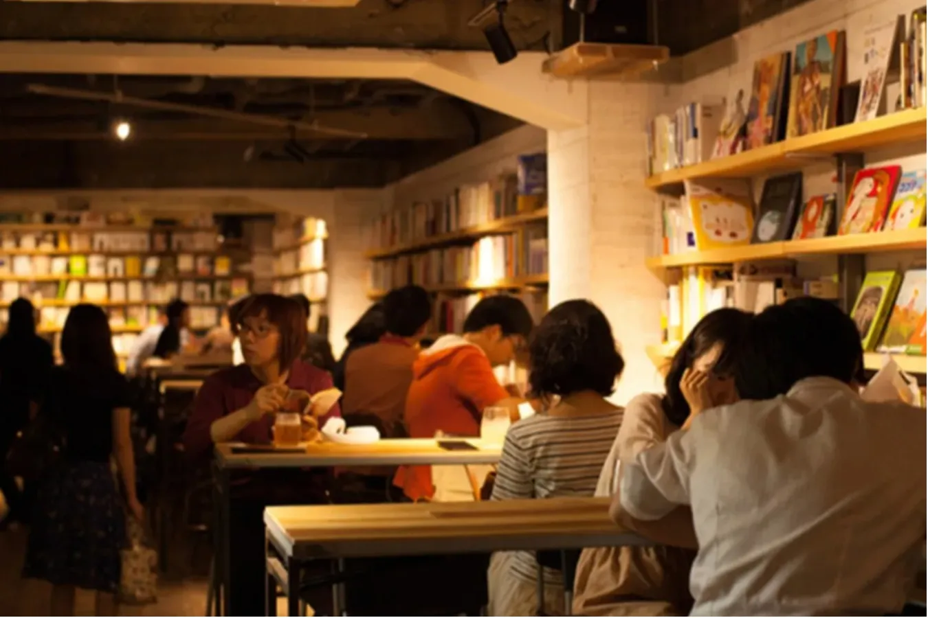 森の図書室