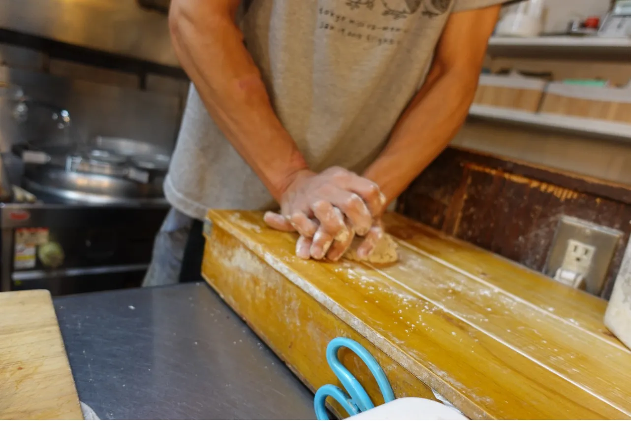 ごぼう油が香る唯一無二の味噌ラーメン！武蔵境「東京味噌らーめん鶉（うずら）」_1948911