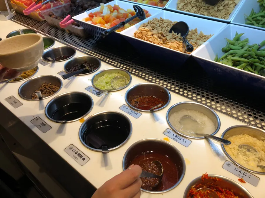 薬味ビュッフェがうれしい火鍋も！あったかスポット3選