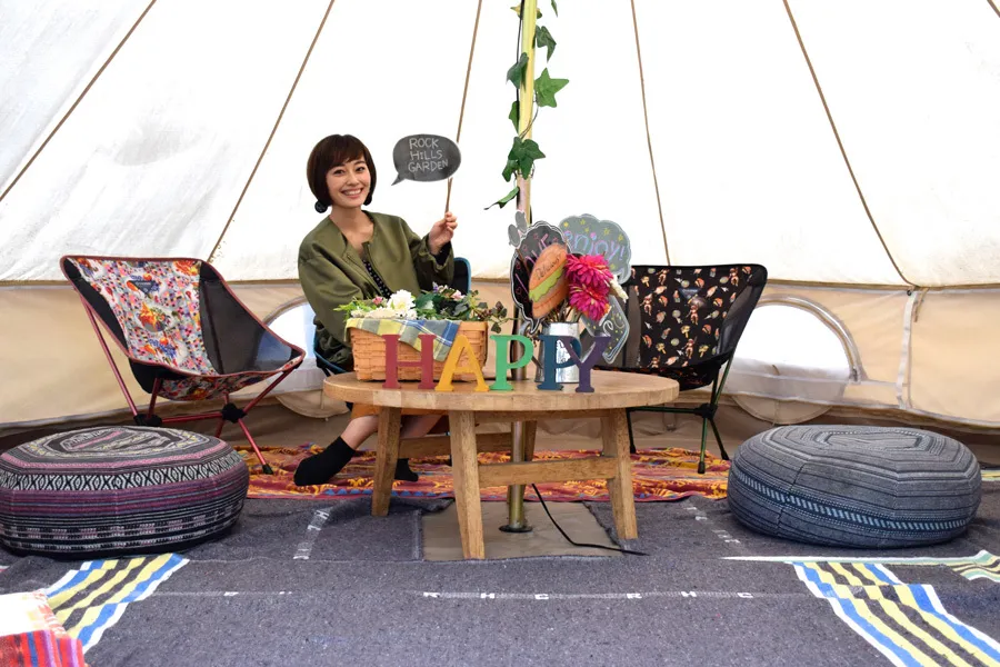足湯やかわいいテントにテンションUP！都会のど真ん中の秘密基地で「BBQ女子会」しよう♪