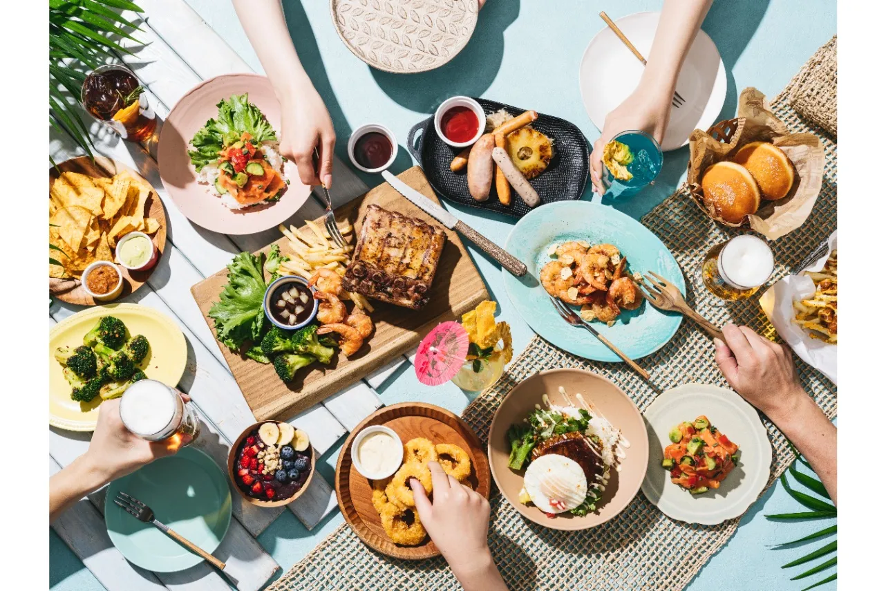 ハワイアングルメとリゾートカクテルで南国気分！「PREMIUM BEER TERRACE 2025 -HAWAIIAN GRILL-」_2418297