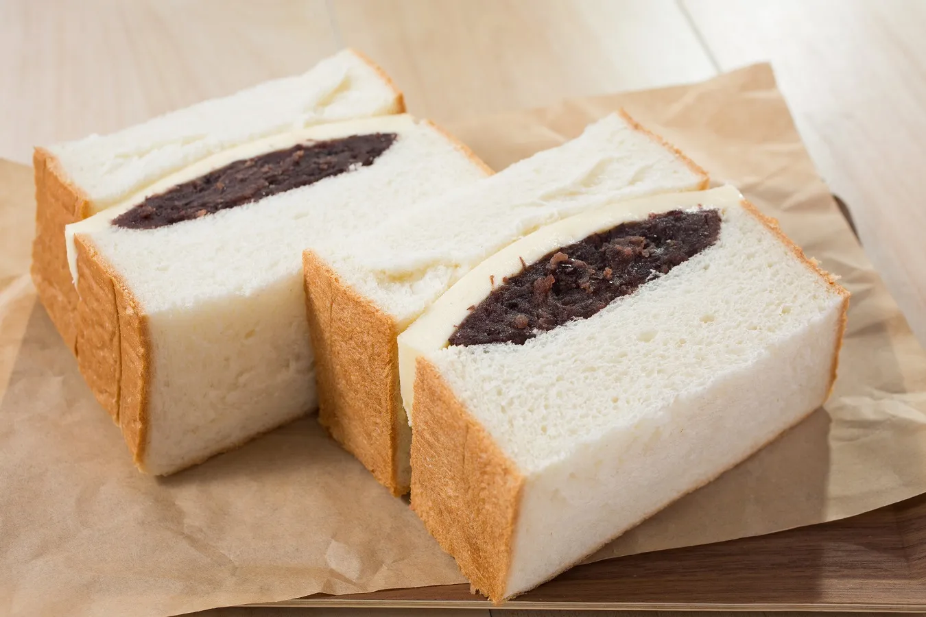 ▲「極厚 アンバターサンドイッチ」