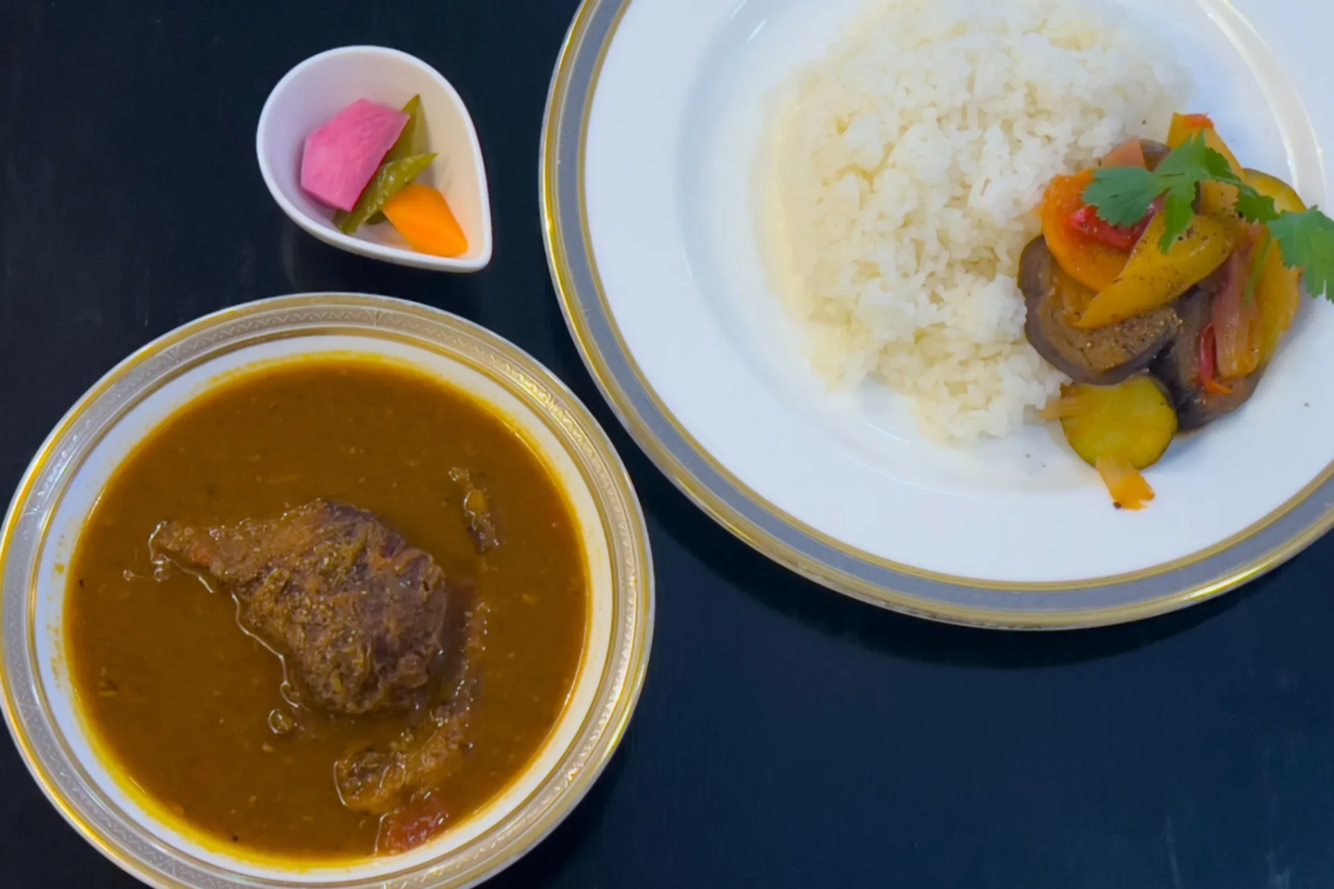 あの"伝説的フレンチ”がカレー専門店として復活！鎌倉で異彩を放つ「鎌倉 勝沼亭」