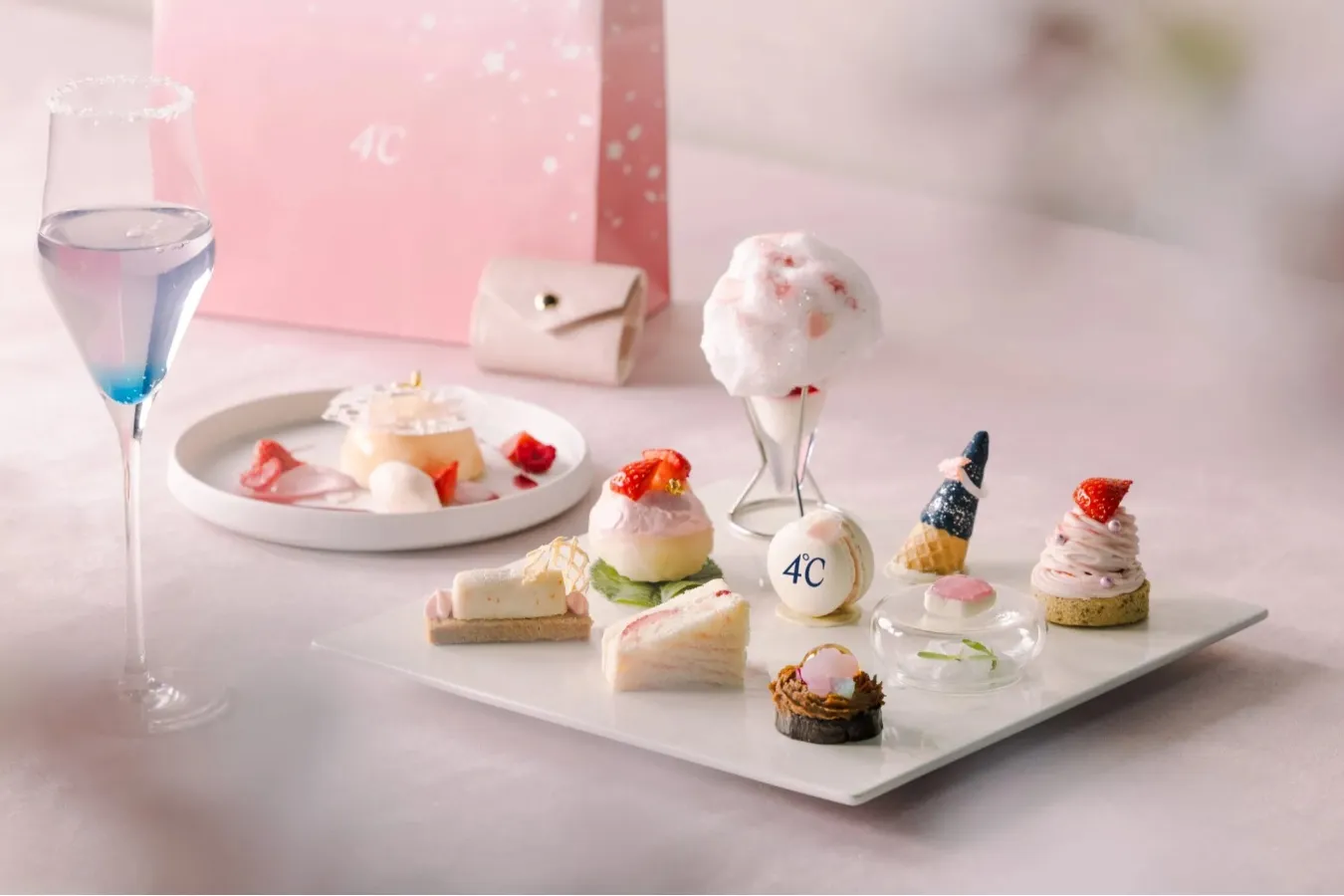 ▲「4℃ SAKURA Collection × Afternoon Tea」