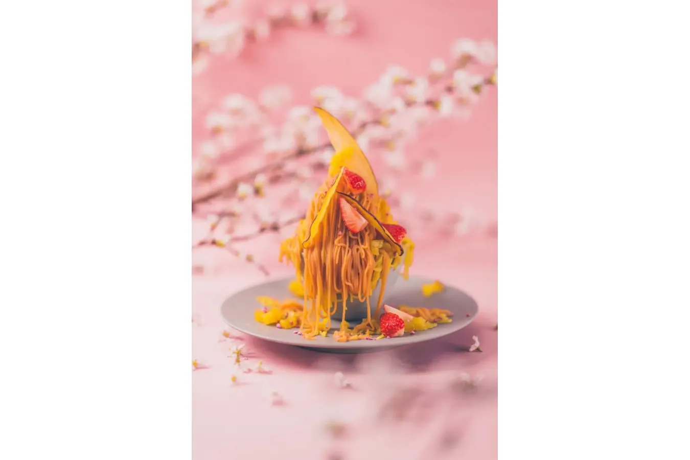 ▲「桜のこぼれ蜜芋モンブランパフェ 〜中目黒桜まつりスペシャル〜」