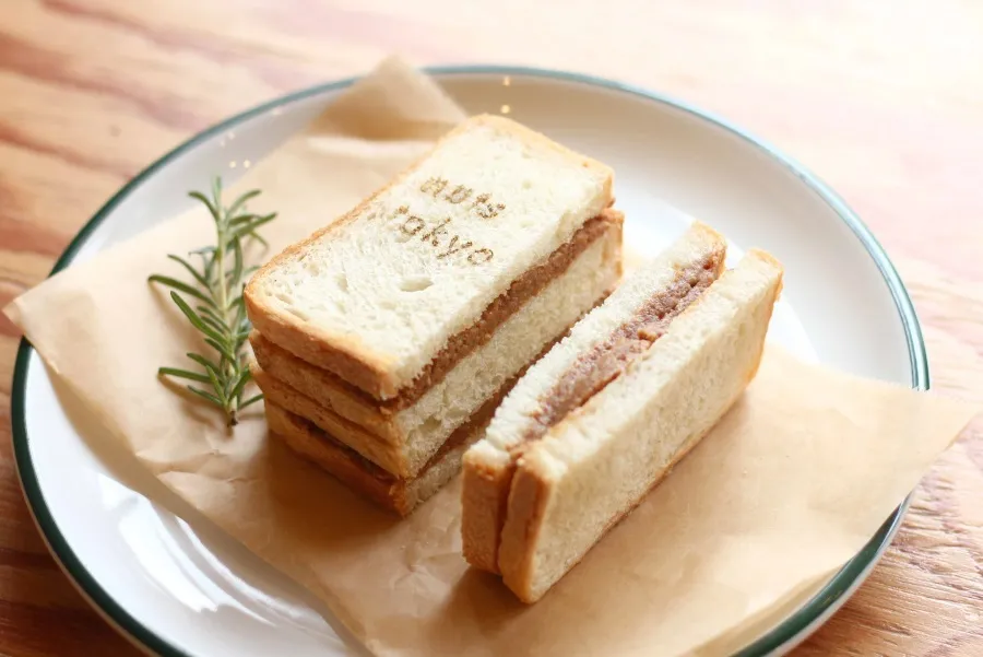 ナッツ専門店が作る「ピーナッツバターサンド」って！？一日15食だけの絶品サンドは必食！