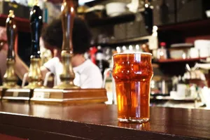 ハンドポンプで注がれたビールが美味しすぎ！マニアが興奮してしまう、高円寺「Beer Engine」へ