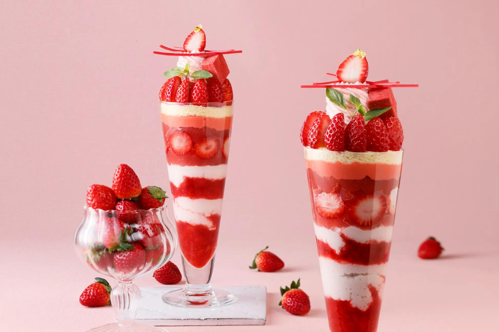 あまおういちご”たっぷりのパフェが登場！「グランドニッコー東京 台場」で