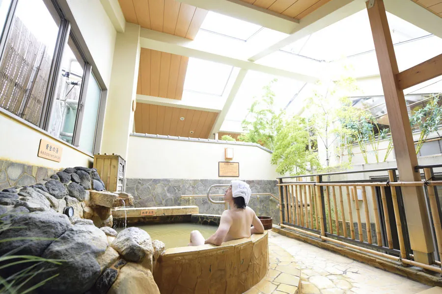 460円なのに2つの温泉が楽しめる！超コスパ人気銭湯「武蔵小山温泉 清水湯」【やついいちろうの温泉銭湯ナビ】