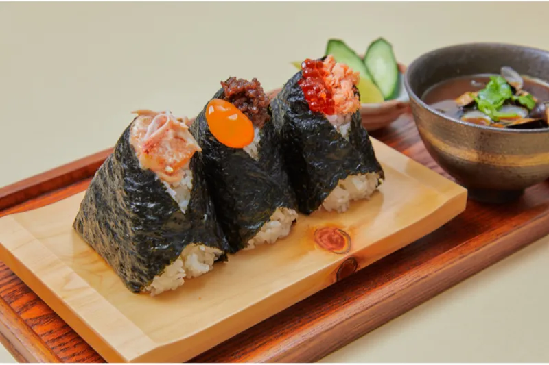 おにぎり専門店「一汁おにぎり 一粒万福」2号店が新宿にオープン