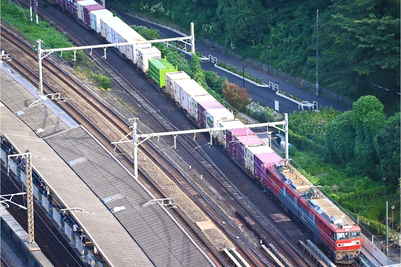 たくさんの電車が一度に見られる「北とぴあ 展望ロビー」_1196206