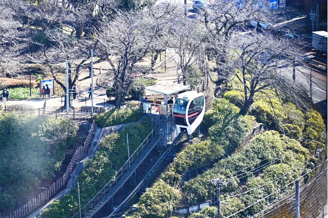 たくさんの電車が一度に見られる「北とぴあ 展望ロビー」_1196209