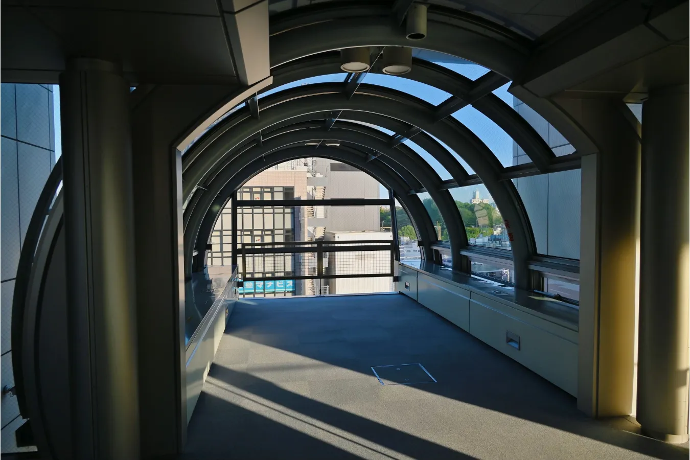 たくさんの電車が一度に見られる「北とぴあ 展望ロビー」_1196214