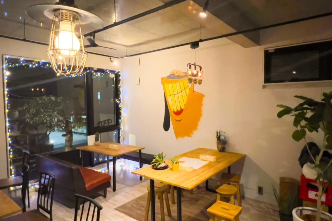 ▲開放感バツグンの店内