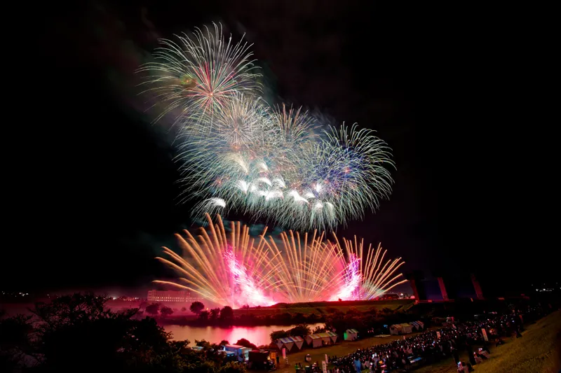 北区花火会/RED×BLUE SPARKLE GATE_3