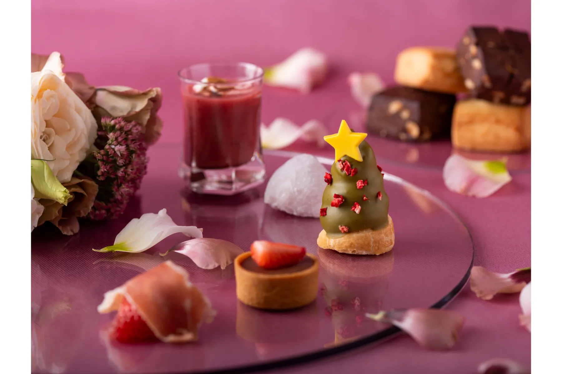 【Xmas2025】苺とチョコレートを使用したXmasアフタヌーンティーセット_2