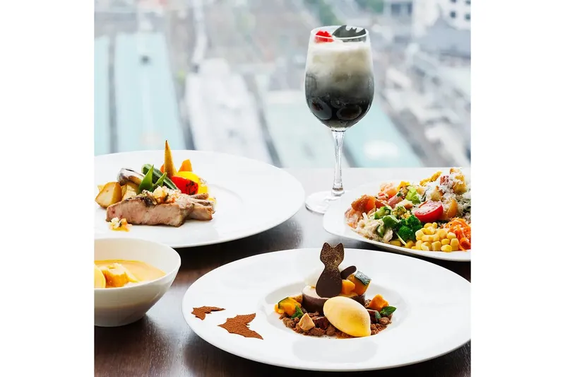 【ハロウィンがテーマのランチ】前菜ビュッフェ、選べるメイン【ホテルメトロポリタン丸の内】_1