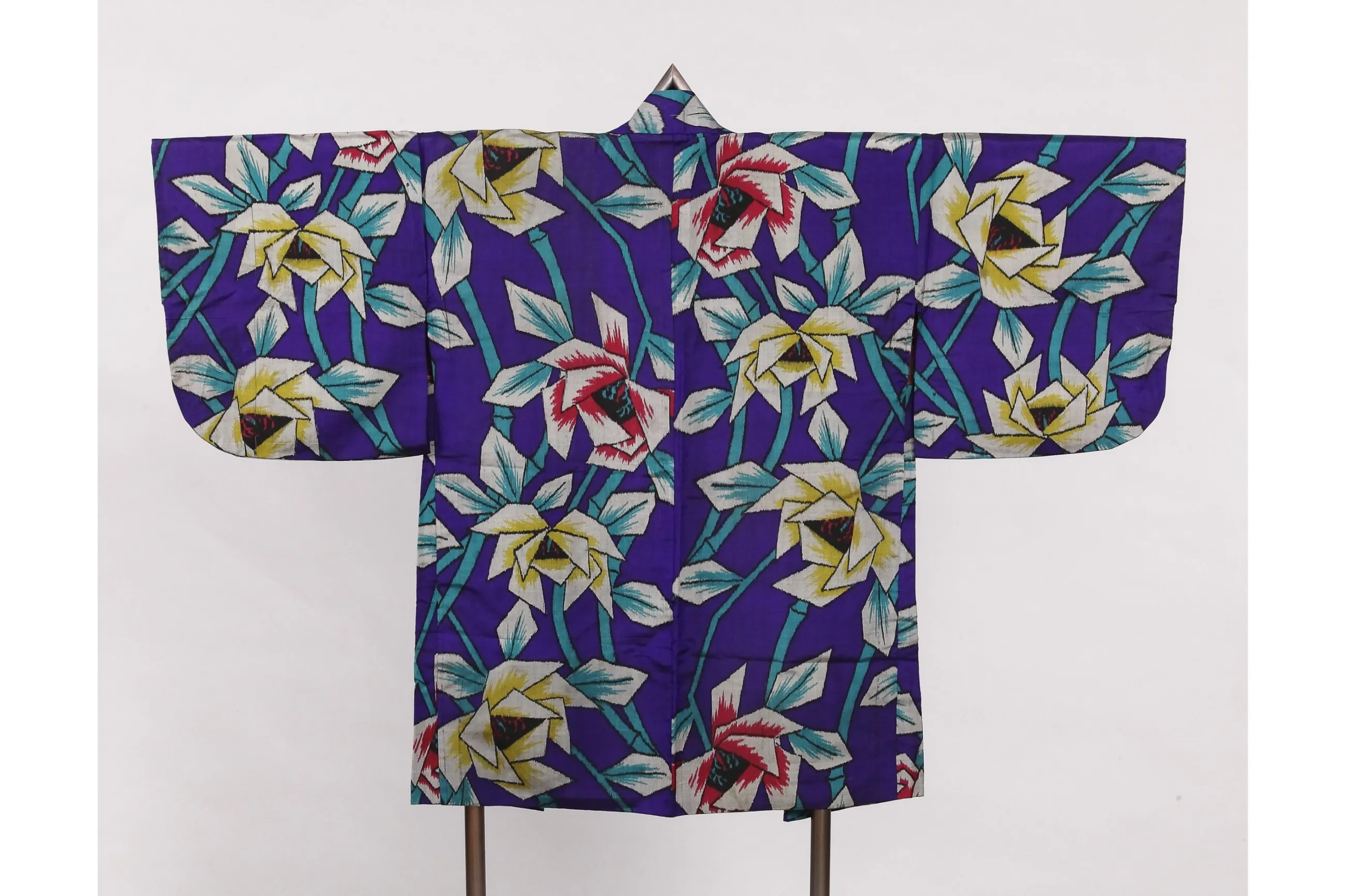 企画展「和モダン-銘仙着物の華やぎ-」