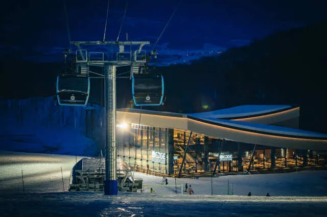 HANAZONOゴンドラライトアップ2025-26