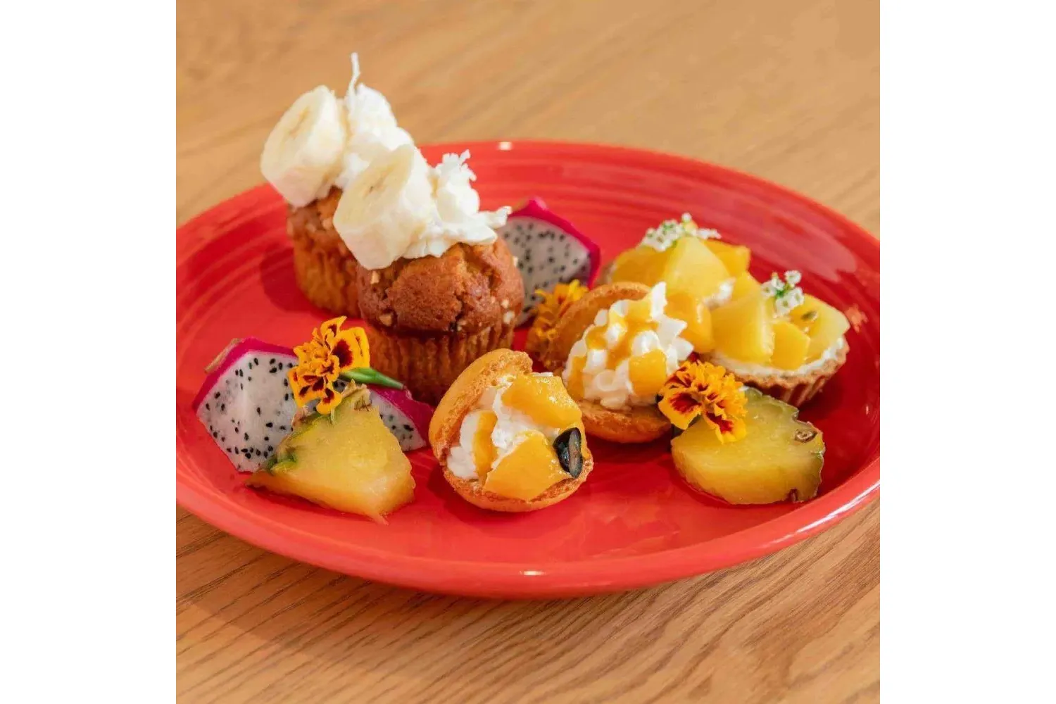 Glorious Chain Cafe TropicalFruits Afternoon Tea【Glorious Chain Cafe 横浜ベイサイド】_2