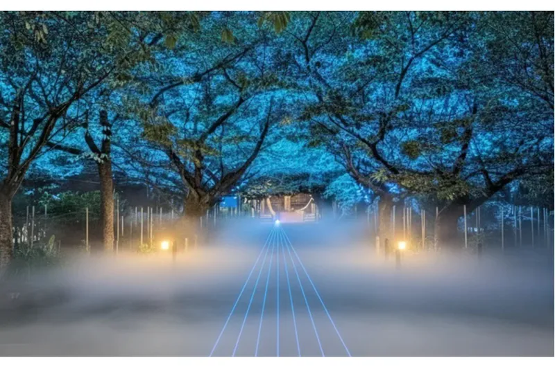 三門：「清風の道」　写真はイメージです。