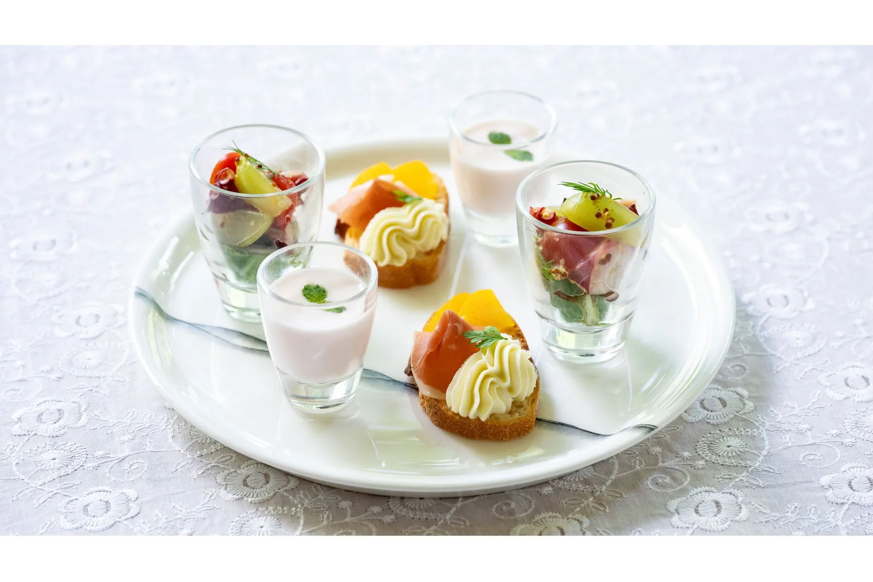 Shine Muscat & Peach Afternoon Tea【グランドプリンスホテル新高輪】_5