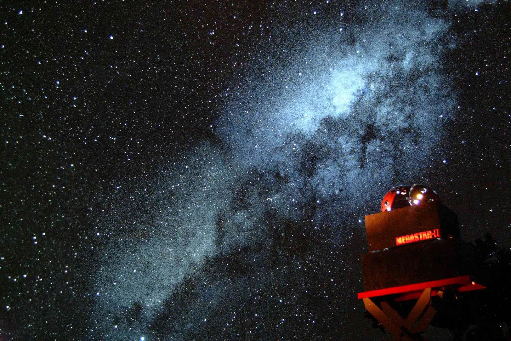 赤レンガ・アートプラネタリウム(R)「星とたたずむ」_8