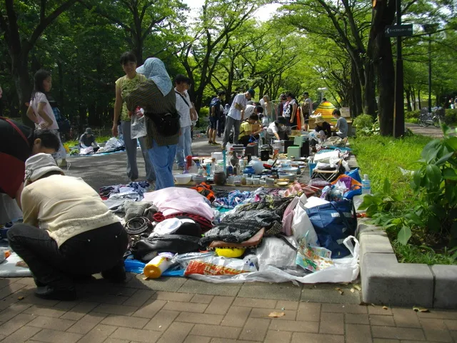 府中の森公園フリーマーケット
