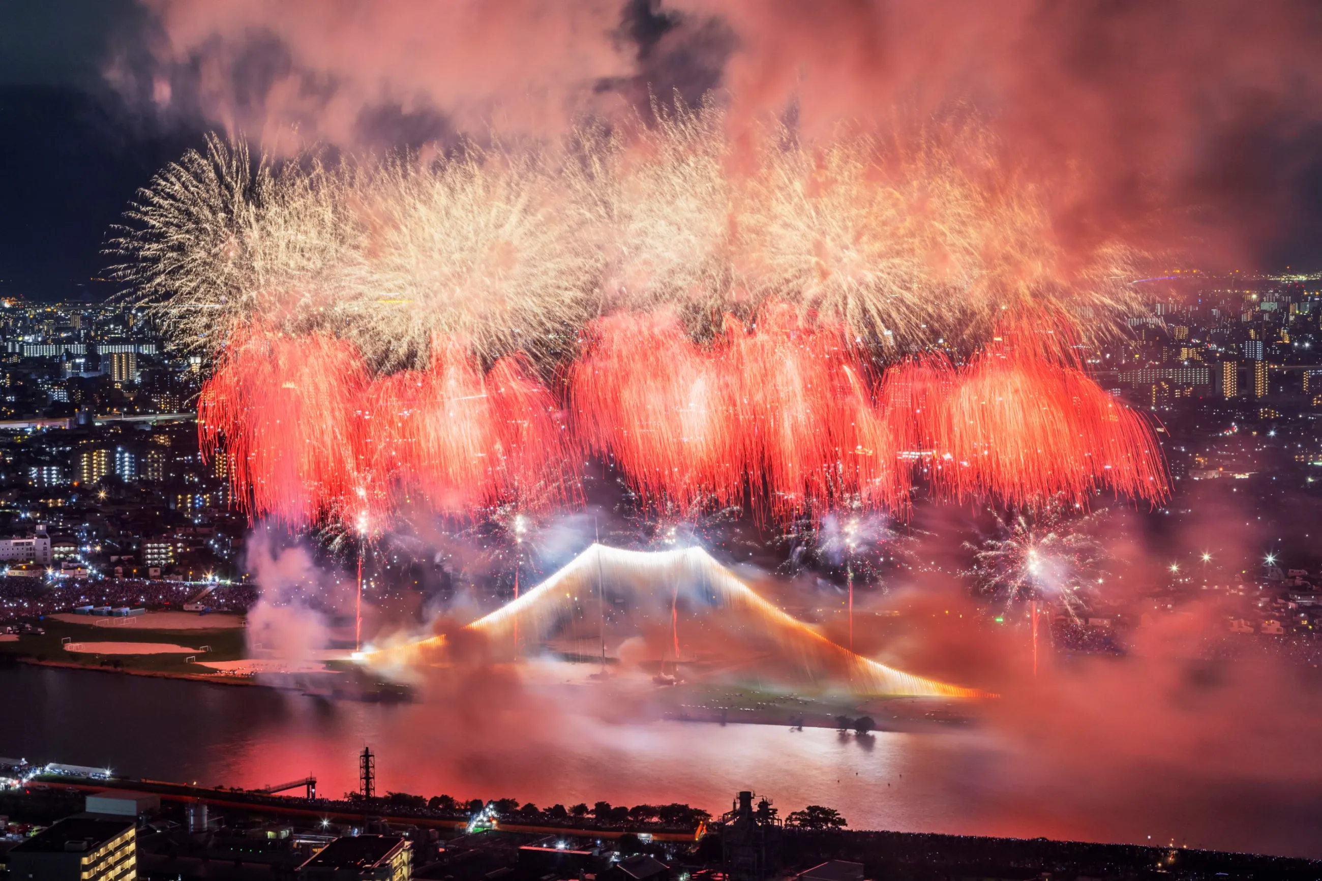 相模原納涼花火大会 市民協賛自由席4枚 駐車場チケット付き