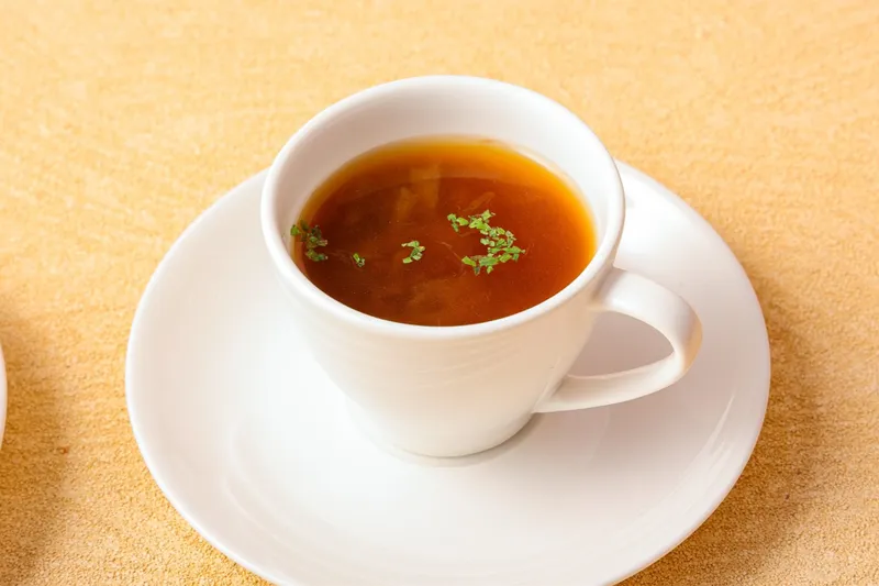 昆布出汁のオニオンスープ