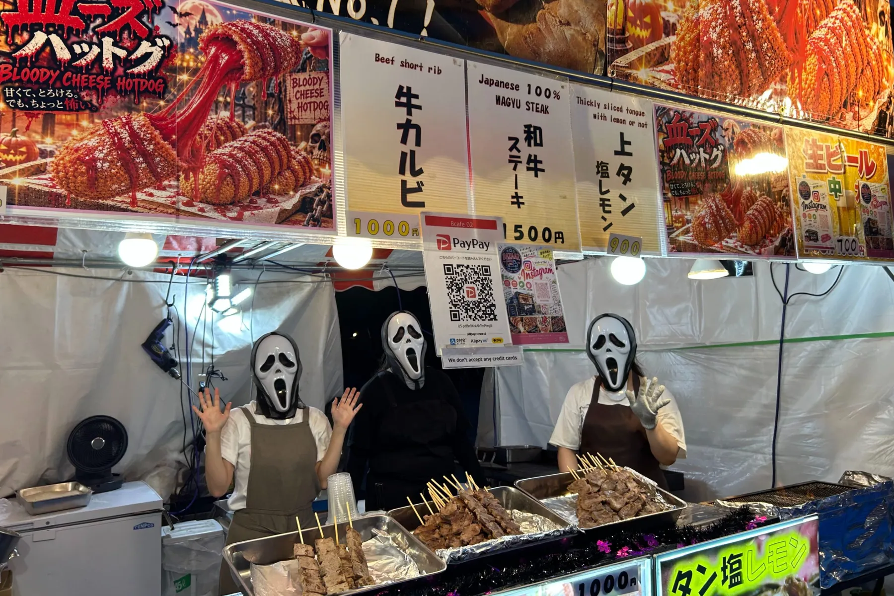 ＜上野ゾク夏祭り＞屋台の様子（2026年撮影：レッツエンジョイ東京編集部）