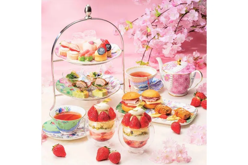 春を感じる桜＆ストロベリーAfternoonTea【ザ ロイヤルパークホテル アイコニック 東京汐留】_1