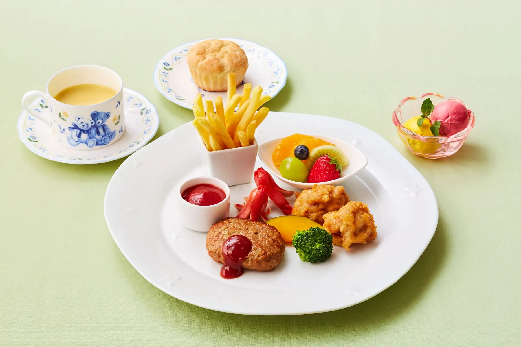 ピーターラビット™アフタヌーンティー ～in Classic Garden