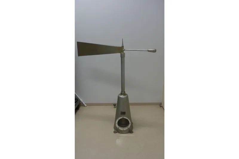 昔の風速計（画像：気象庁気象測器検定試験センター）