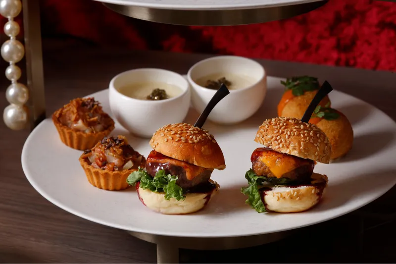 ルビーエレガンス クリスマスアフタヌーンティー【ザ ストリングス 表参道】_4