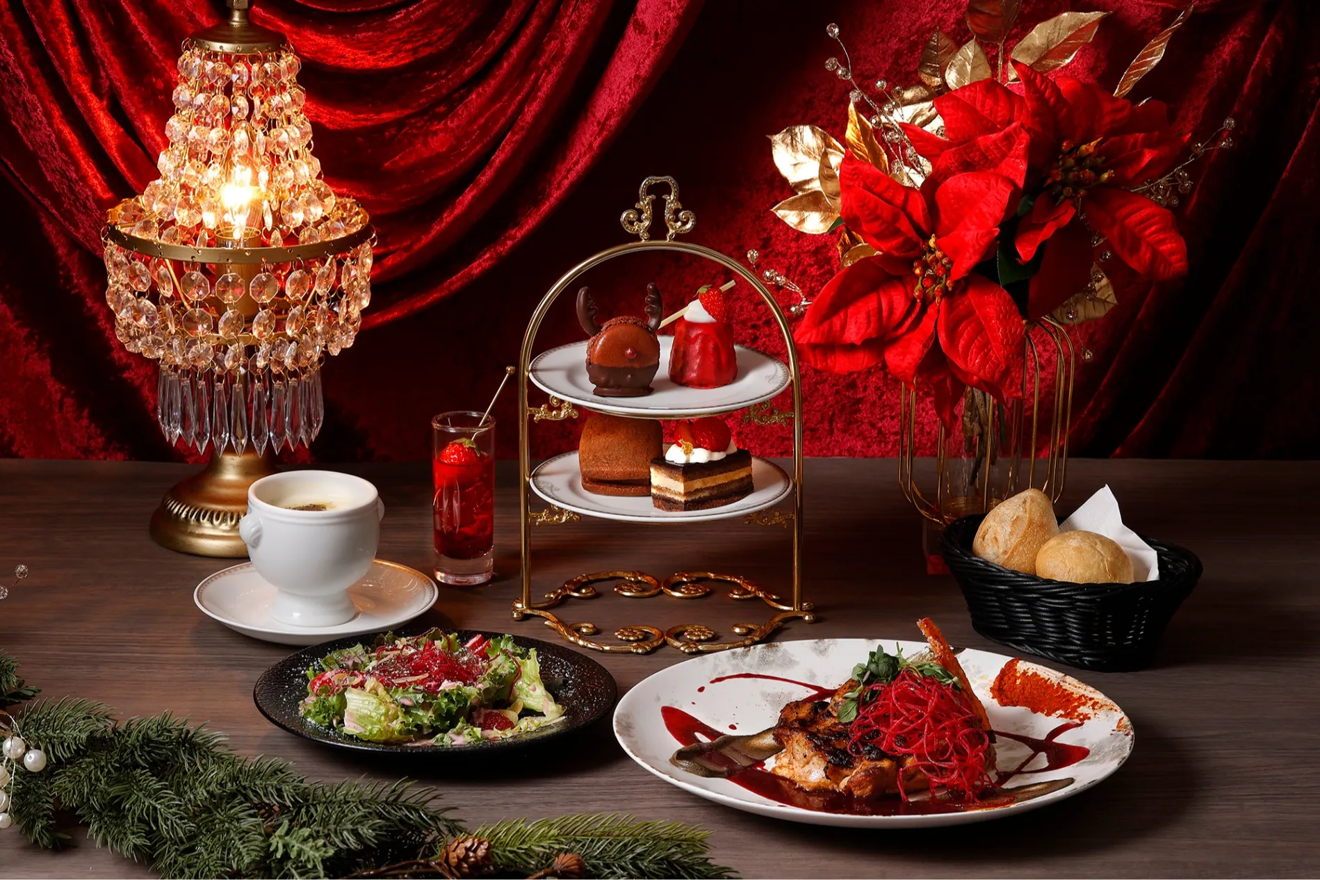 ルビーエレガンス クリスマスアフタヌーンティー【ザ ストリングス