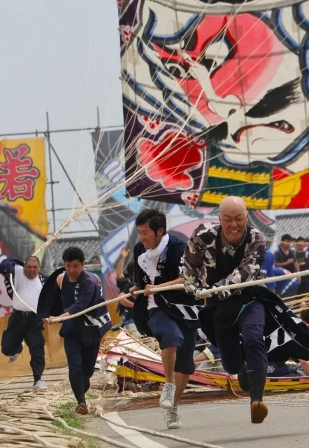 白根大凧合戦