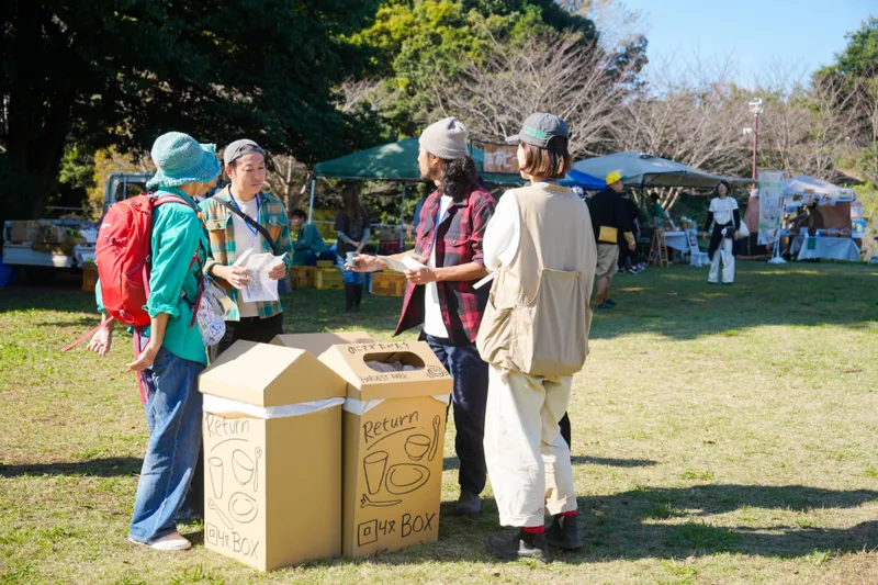 2024年HARVEST PARKの会場内に設置されたリユース食器の回収ボックス。リユース食器（プレート・ボール）の回収率は、96.0％を実現しました。　photo by 牧野 弘